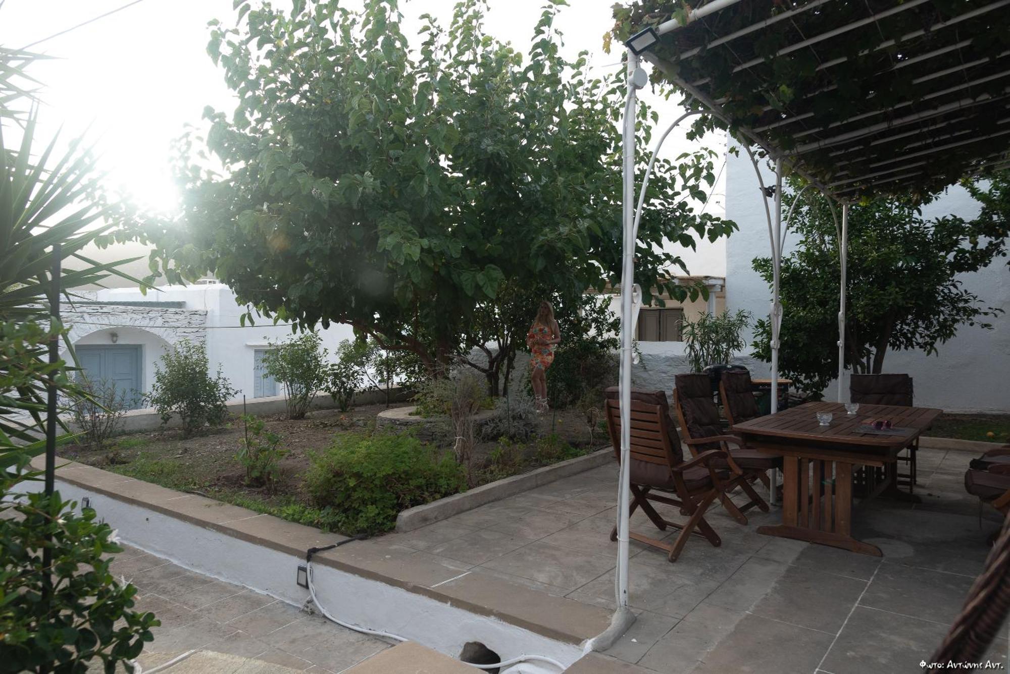 Villa Alexandra Exámbela Екстериор снимка